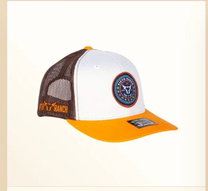 Gorra Fifth Ranch Ruedo Blanco Café Amarillo, Blanco / café, visera amarilla, parche circular